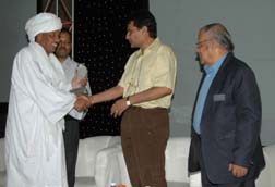 Ahmed Eisa, founder and chairperson of Gedaref Digital City Organization receiving the i4d 2008 award in July.