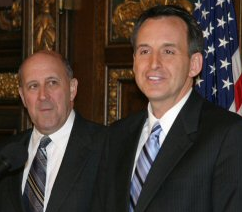 Governors Doyle and Pawlenty announce a shared services exploration between the two states.